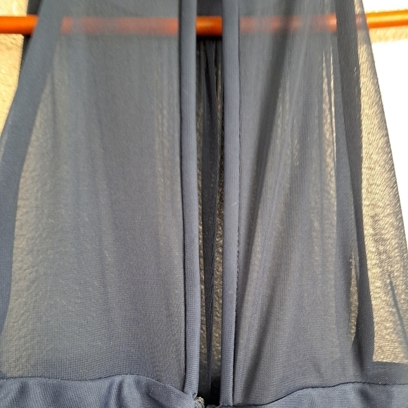 David's Bridal Bridesmaid Marine Dress Size 6 - Picture 6 of 8